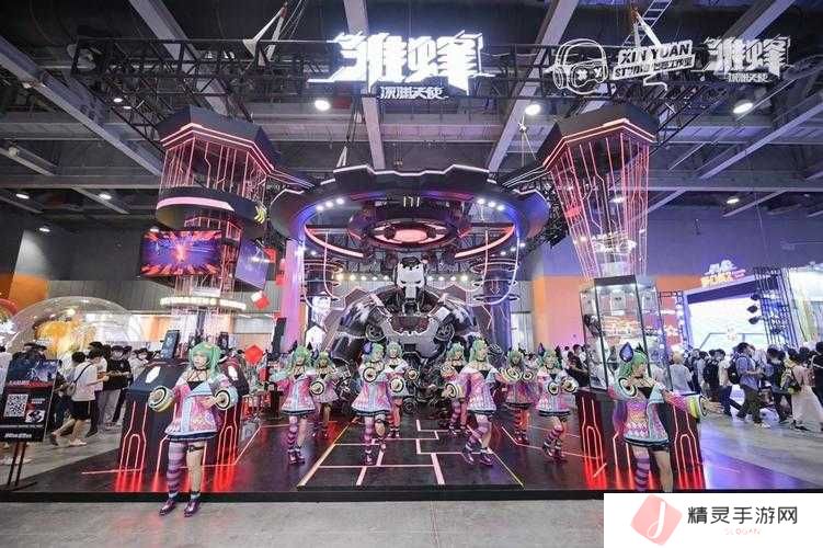雏蜂,深渊天使超大BOSS漫展霸屏出圈!5月13日重返远古战场开启新测试